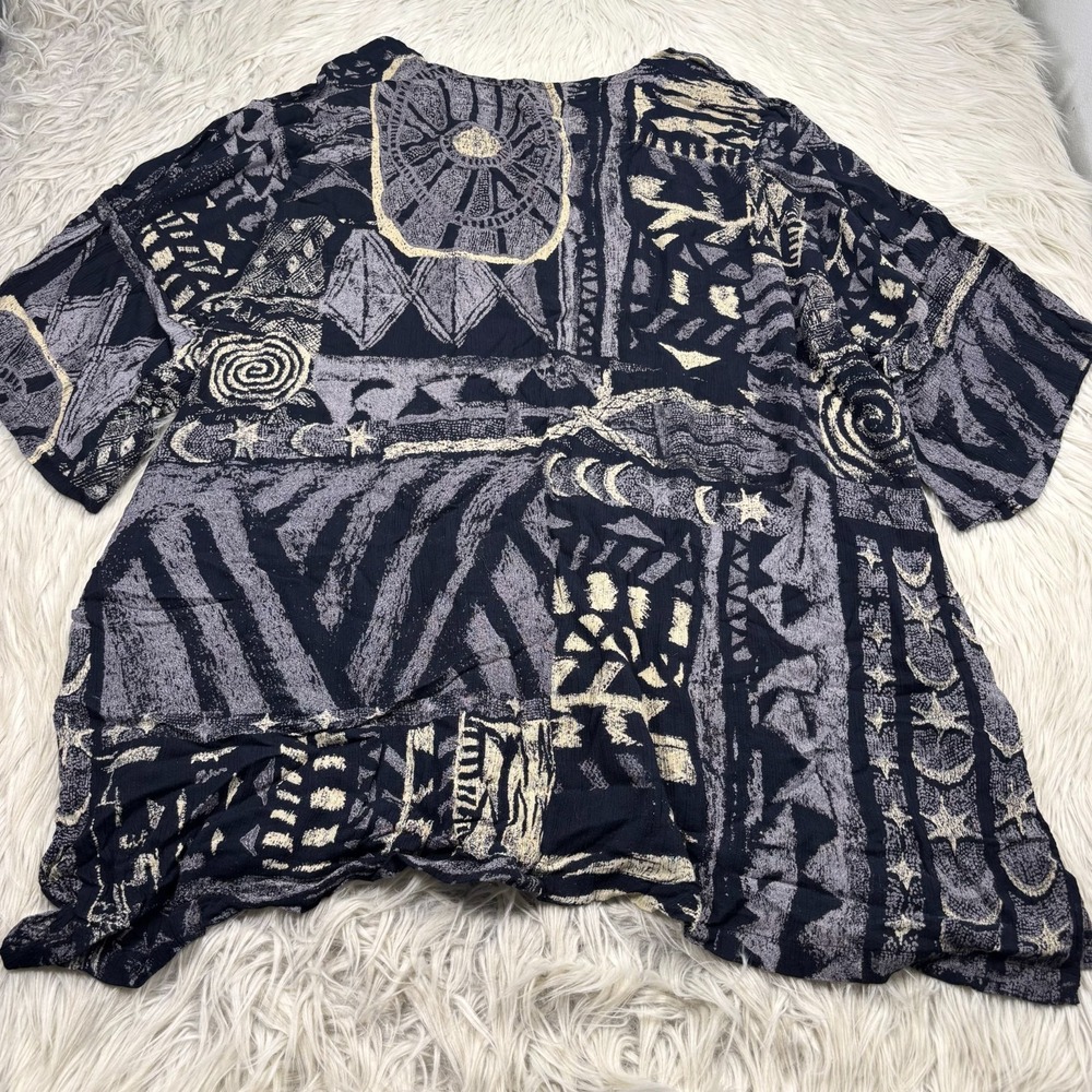 New Options Women's OS Oversized Woven Rayon Block Print Blouse Boho African Art